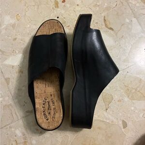 Brand New Authentic Kork-Ease Black Leather Sandals
